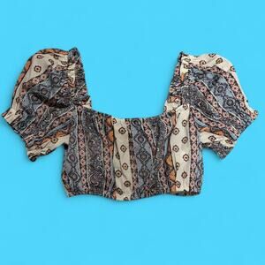 Bog collective paisley puff sleeve crop top